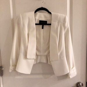 BCBG - WHITE BLAZER